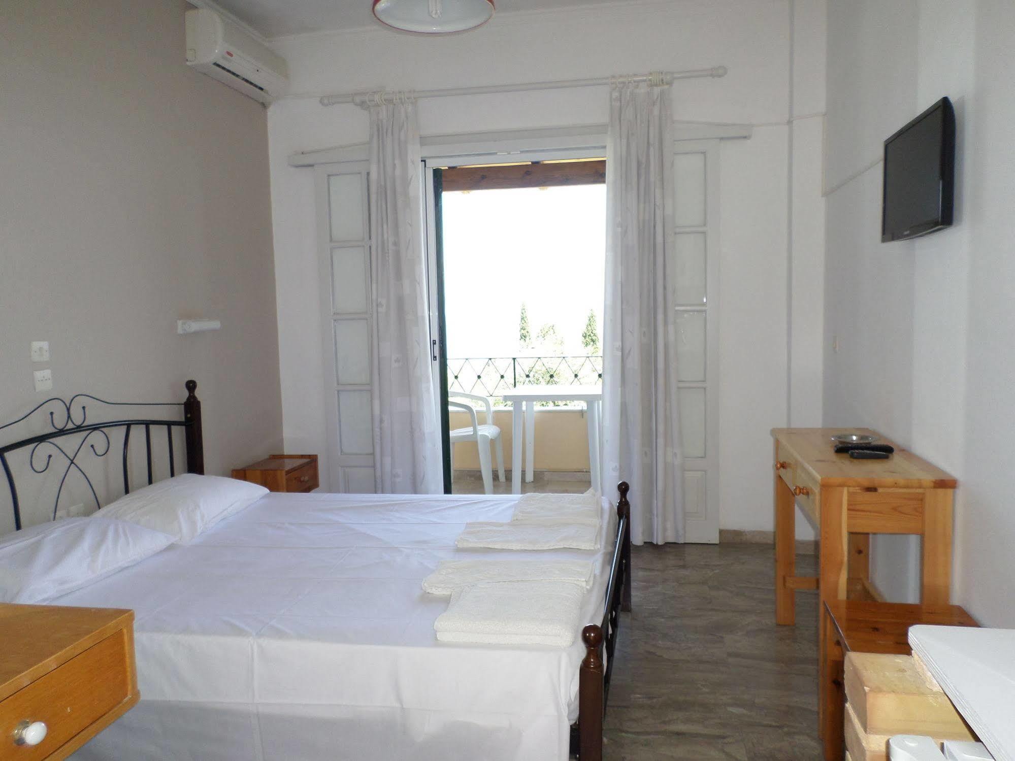 Rising Sun Apartments & Studios Μπενίτσες Εξωτερικό φωτογραφία