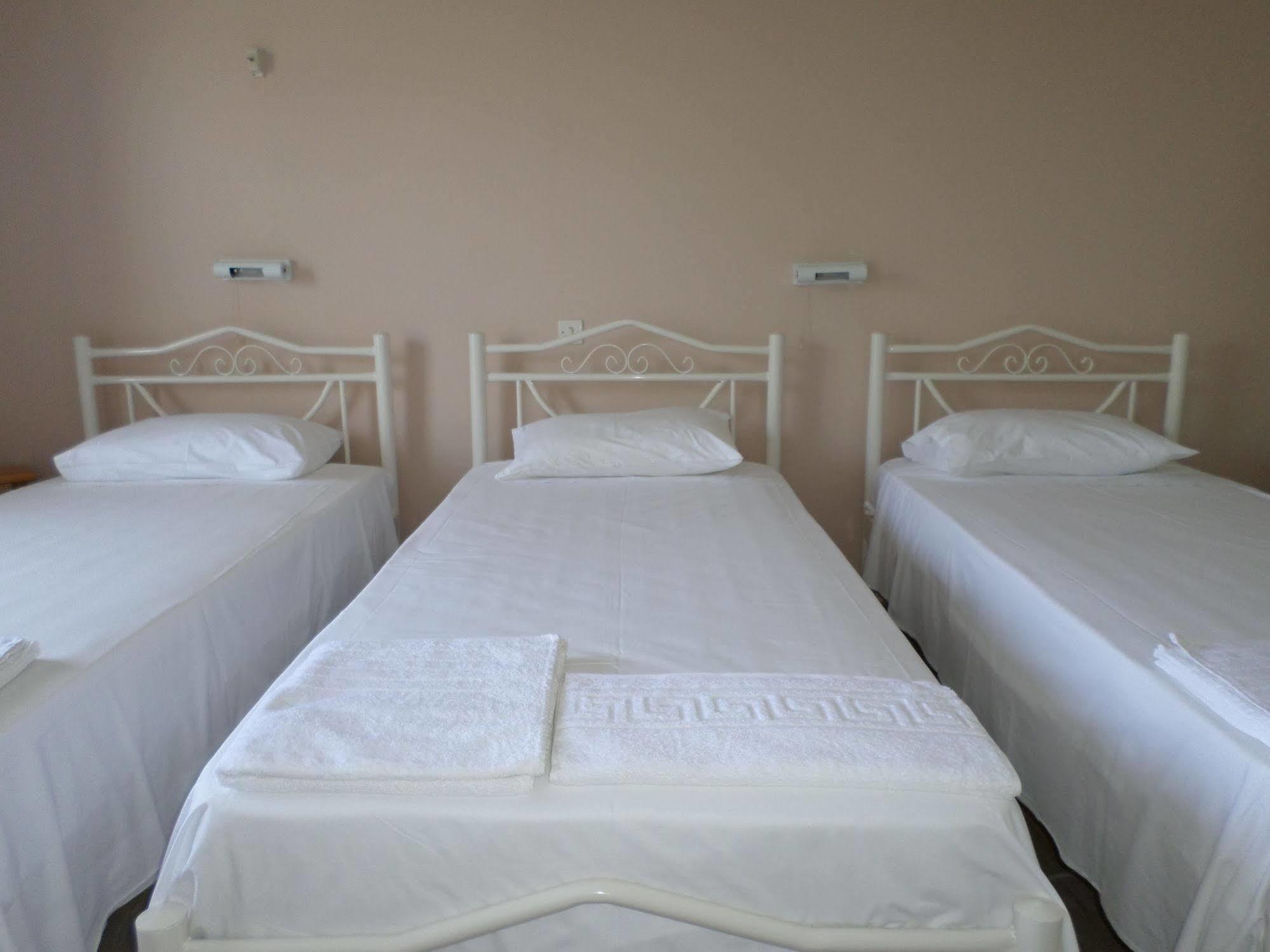 Rising Sun Apartments & Studios Μπενίτσες Εξωτερικό φωτογραφία