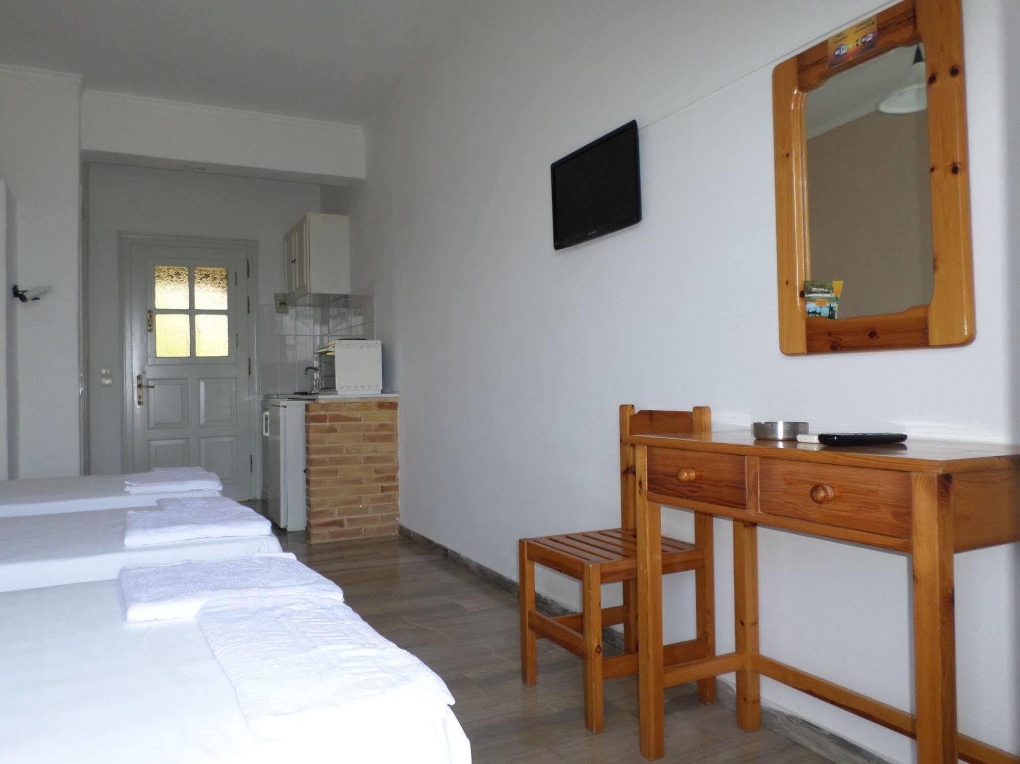 Rising Sun Apartments & Studios Μπενίτσες Εξωτερικό φωτογραφία