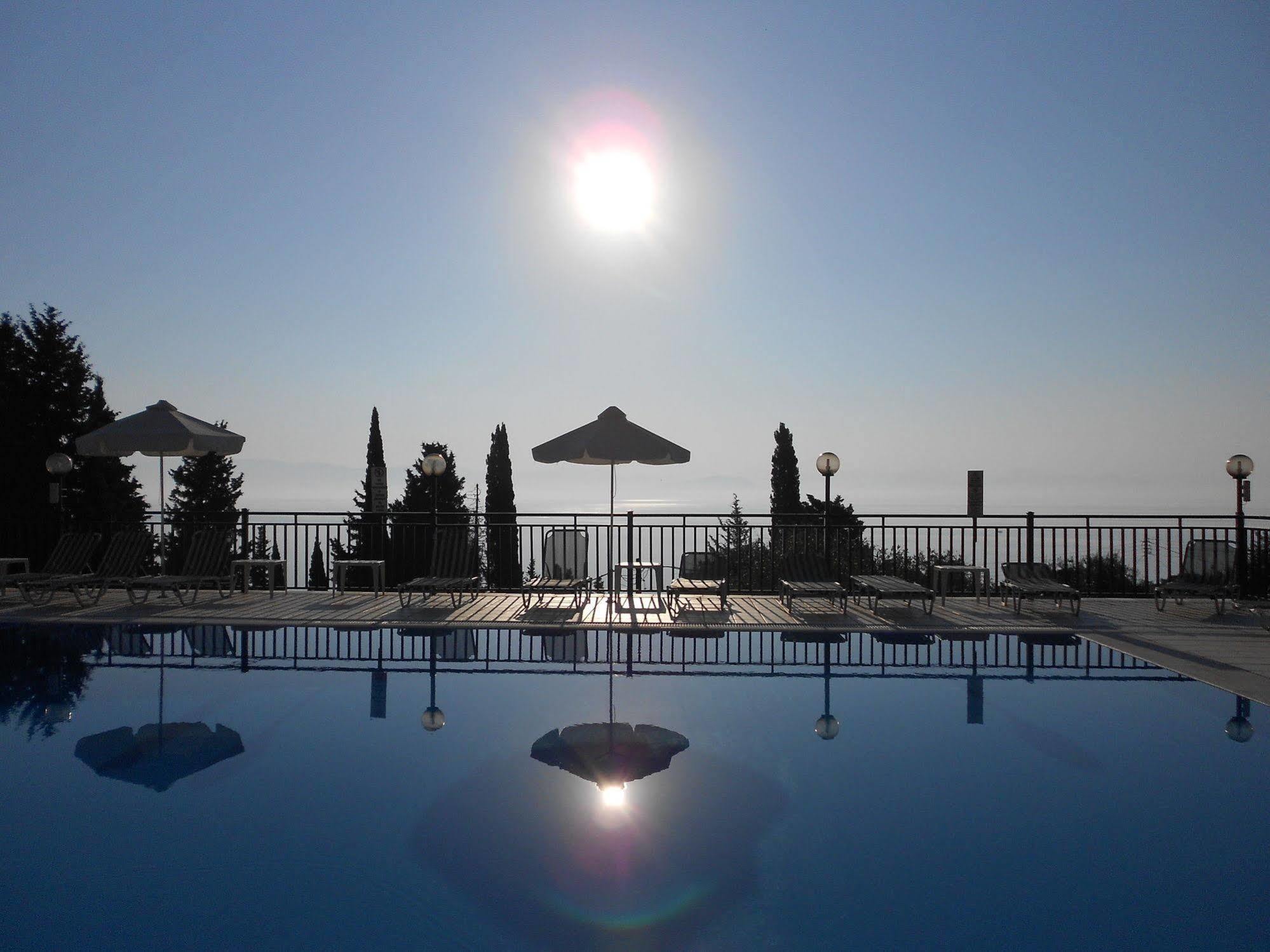 Rising Sun Apartments & Studios Μπενίτσες Εξωτερικό φωτογραφία
