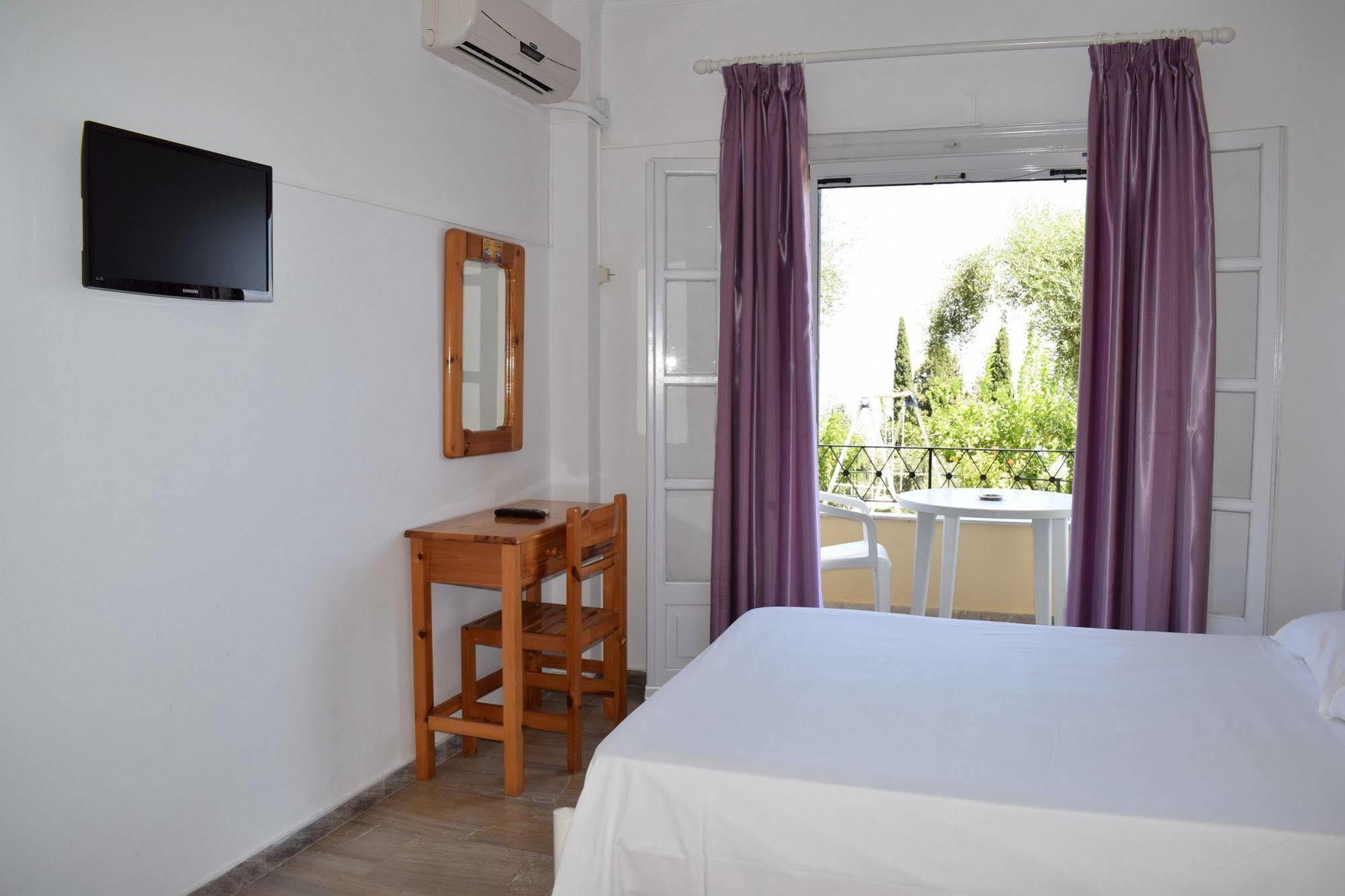 Rising Sun Apartments & Studios Μπενίτσες Εξωτερικό φωτογραφία